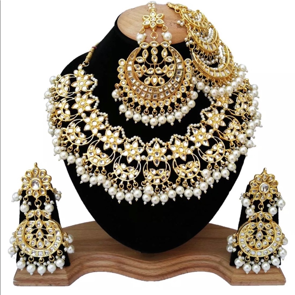 Bollywood Inspired Bridal Jewelry Set